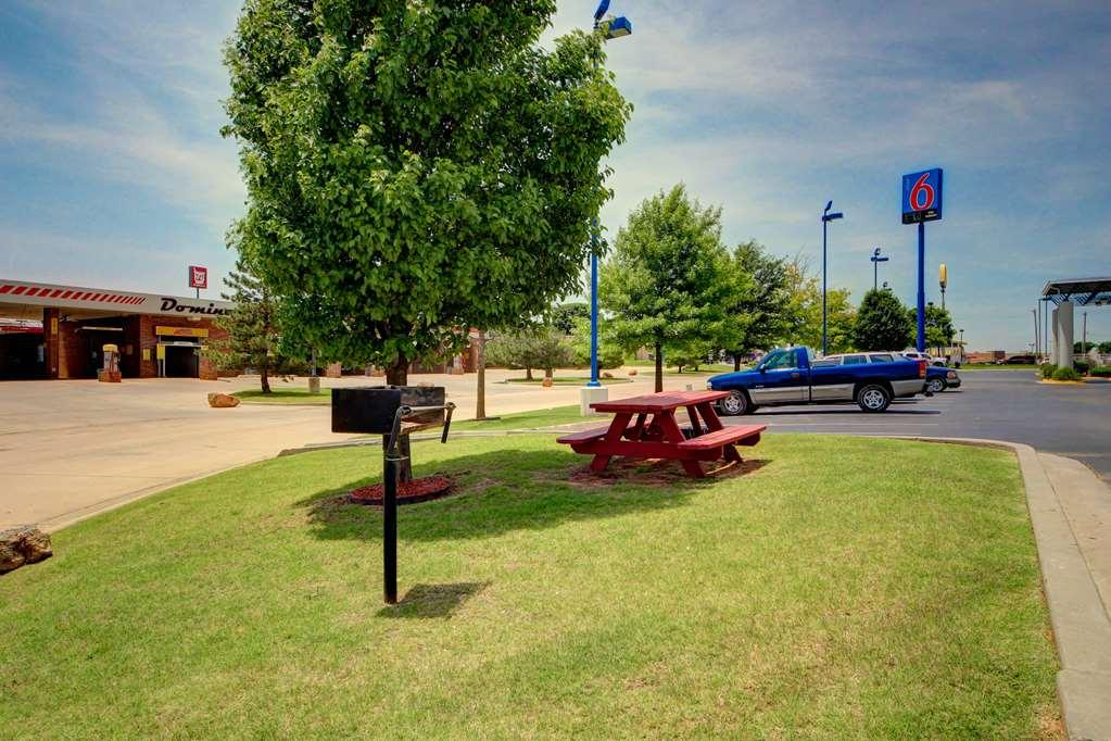 6-el Reno, Ok Hotel