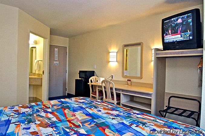 Hotel 6-el Reno, Ok