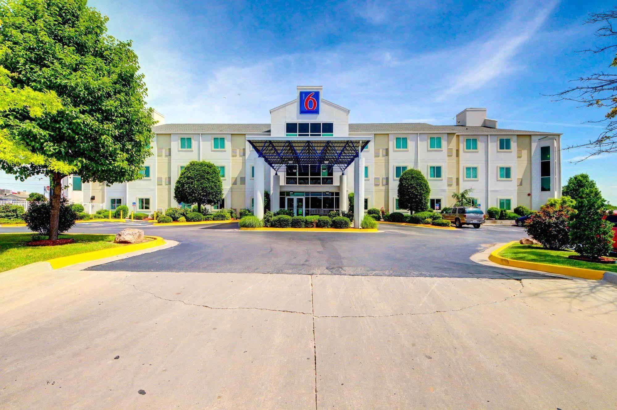 6-el Reno, Ok 2*